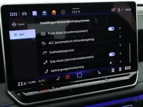 Volkswagen Tiguan 1.5 272pk eHybrid R-Line Edition Trekhaak Camera Keyless Massage Virtual Cockpit Panoramadak Carplay thumbnail 29