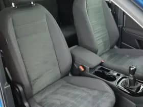 Volkswagen Touran 1.2 TSI 110pk R-Line Highline 7Pers. Trekhaak Led Panoramadak Navigatie thumbnail 2