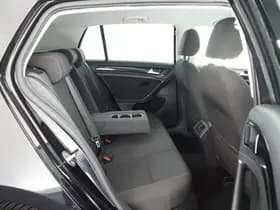 Volkswagen Golf thumbnail 11