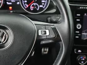 Volkswagen Golf thumbnail 19