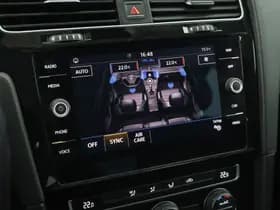 Volkswagen Golf thumbnail 25