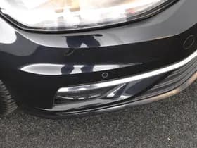 Volkswagen Golf thumbnail 44