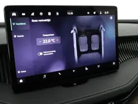 Škoda Superb 1.5 TSI PHEV 204pk Laurin & Klement Trekhaak 360Camera Leder Canton Memory Panoramadak Keyless Stoelverwarming Virtual Cockpit thumbnail 27