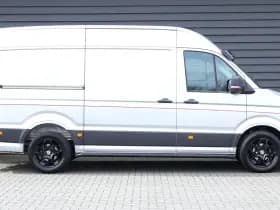 Volkswagen Crafter 35 2.0 TDI 140pk DSG L3H3 Exclusive Trekhaak Camera Leder Led Sidebars Zonneklep Navigatie Bijrijdersbank thumbnail 14