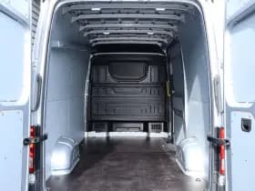 Volkswagen Crafter 35 2.0 TDI 140pk DSG L3H3 Exclusive Trekhaak Camera Leder Led Sidebars Zonneklep Navigatie Bijrijdersbank thumbnail 10