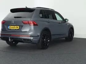 Volkswagen Tiguan 1.5 TSI 150pk DSG 2x R-Line Black Style Trekhaak Camera Stoelverwarming V+A Head-Up Panoramadak Navigatie thumbnail 13