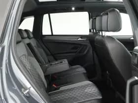 Volkswagen Tiguan 1.5 TSI 150pk DSG 2x R-Line Black Style Trekhaak Camera Stoelverwarming V+A Head-Up Panoramadak Navigatie thumbnail 16