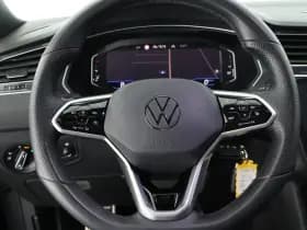 Volkswagen Tiguan 1.5 TSI 150pk DSG 2x R-Line Black Style Trekhaak Camera Stoelverwarming V+A Head-Up Panoramadak Navigatie thumbnail 23