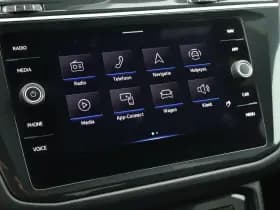 Volkswagen Tiguan 1.5 TSI 150pk DSG 2x R-Line Black Style Trekhaak Camera Stoelverwarming V+A Head-Up Panoramadak Navigatie thumbnail 30