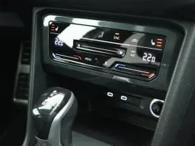 Volkswagen Tiguan 1.5 TSI 150pk DSG 2x R-Line Black Style Trekhaak Camera Stoelverwarming V+A Head-Up Panoramadak Navigatie thumbnail 39