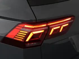 Volkswagen Tiguan 1.5 TSI 150pk DSG 2x R-Line Black Style Trekhaak Camera Stoelverwarming V+A Head-Up Panoramadak Navigatie thumbnail 51