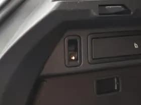 Volkswagen Tiguan 1.5 TSI 150pk DSG 2x R-Line Black Style Trekhaak Camera Stoelverwarming V+A Head-Up Panoramadak Navigatie thumbnail 52