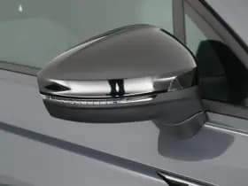 Volkswagen Tiguan 1.5 TSI 150pk DSG 2x R-Line Black Style Trekhaak Camera Stoelverwarming V+A Head-Up Panoramadak Navigatie thumbnail 9