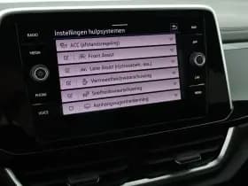 Volkswagen T-Roc 1.5 TSI 150pk DSG R-Line Edition Trekhaak Camera Stoelverwarming Virtual Cockpit Navigatie thumbnail 29