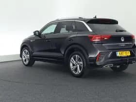 Volkswagen T-Roc 1.5 TSI 150pk DSG R-Line Edition Trekhaak Camera Stoelverwarming Virtual Cockpit Navigatie thumbnail 8