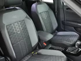 Volkswagen T-Roc 1.5 TSI 150pk DSG R-Line Black Style Camera Keyless Virtual Cockpit App-Connect thumbnail 2