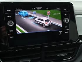 Volkswagen T-Roc 1.5 TSI 150pk DSG R-Line Black Style Camera Keyless Virtual Cockpit App-Connect thumbnail 27