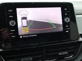 Volkswagen T-Roc 1.5 TSI 150pk DSG R-Line Black Style Camera Keyless Virtual Cockpit App-Connect thumbnail 4