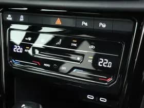 Volkswagen T-Roc 1.5 TSI 150pk DSG R-Line Black Style Camera Keyless Virtual Cockpit App-Connect thumbnail 34