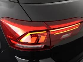 Volkswagen T-Roc 1.5 TSI 150pk DSG R-Line Black Style Camera Keyless Virtual Cockpit App-Connect thumbnail 41