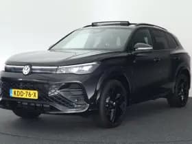 Volkswagen Tiguan 1.5 272pk eHybrid R-Line Edition Black Style Trekhaak 360Camera Keyless Massage Virtual Cockpit Panoramadak Navigatie