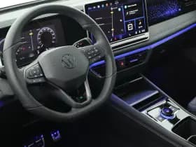 Volkswagen Tiguan 1.5 272pk eHybrid R-Line Edition Black Style Trekhaak 360Camera Keyless Massage Virtual Cockpit Panoramadak Navigatie thumbnail 3
