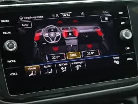 Volkswagen Tiguan 1.4 TSI eHybrid 245pk R-Line Business Trekhaak Camera Virtual Cockpit Stoelverwarming Panoramadak Navigatie thumbnail 28