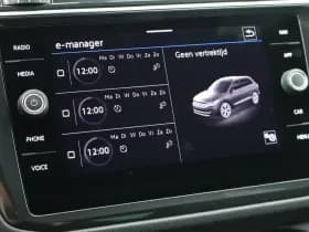Volkswagen Tiguan 1.4 TSI eHybrid 245pk R-Line Business Trekhaak Camera Virtual Cockpit Stoelverwarming Panoramadak Navigatie thumbnail 29