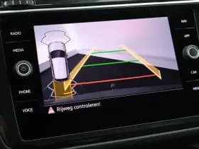 Volkswagen Tiguan 1.4 TSI eHybrid 245pk R-Line Business Trekhaak Camera Virtual Cockpit Stoelverwarming Panoramadak Navigatie thumbnail 4