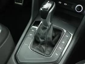 Volkswagen Tiguan 1.4 TSI eHybrid 245pk R-Line Business Trekhaak Camera Virtual Cockpit Stoelverwarming Panoramadak Navigatie thumbnail 39