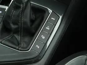 Volkswagen Tiguan 1.4 TSI eHybrid 245pk R-Line Business Trekhaak Camera Virtual Cockpit Stoelverwarming Panoramadak Navigatie thumbnail 40