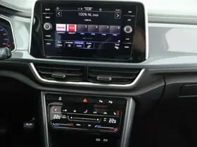 Volkswagen T-Roc 1.5 TSI 150pk Style Trekhaak Camera Led Keyless Stoelverwarming Virtual Cockpit App-Connect thumbnail 15