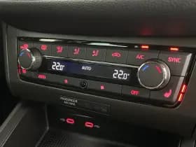 SEAT Ibiza 1.0 TSI 95pk FR Limited Edition Beats Led Virtual Cockpit Keyless Stoelverwarming Alcantara Camera Navigatie thumbnail 33