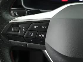 SEAT Leon 1.4 TSI 204pk eHybrid PHEV FR Business Intense Stoelverwarming Navigatie thumbnail 13