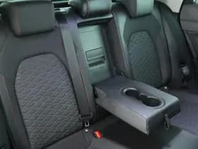 SEAT Leon 1.4 TSI 204pk eHybrid PHEV FR Business Intense Stoelverwarming Navigatie thumbnail 35