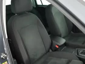 Volkswagen Tiguan 1.5 TSI 150pk DSG Elegance Trekhaak 360Camera IQ.Light Headup Keyless Virtual Cockpit Navigatie thumbnail 2