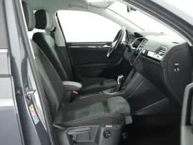 Volkswagen Tiguan 1.5 TSI 150pk DSG Elegance Trekhaak 360Camera IQ.Light Headup Keyless Virtual Cockpit Navigatie thumbnail 17