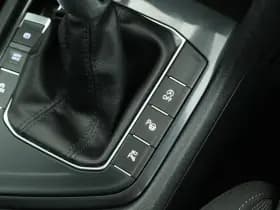 Volkswagen Tiguan 1.5 TSI 150pk DSG Elegance Trekhaak 360Camera IQ.Light Headup Keyless Virtual Cockpit Navigatie thumbnail 41