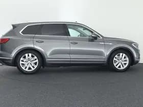 Volkswagen Touareg thumbnail 12