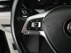 Volkswagen Touareg thumbnail 19