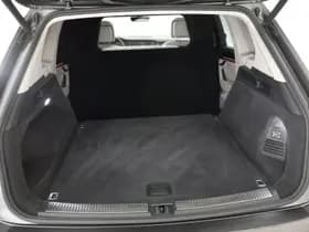 Volkswagen Touareg thumbnail 44