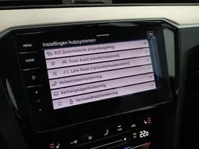 Volkswagen Passat thumbnail 24