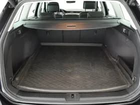 Volkswagen Passat thumbnail 43