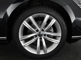 Volkswagen Passat thumbnail 46