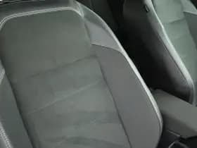 Volkswagen Polo 1.0 TSI 110pk DSG Style Camera Led Stoelverwarming App-Connect thumbnail 34