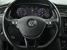 Volkswagen Tiguan 1.4 TSI 150pk DSG R-Line Highline Trekhaak Stoelverwarming Keyless Virtual Cockpit Navigatie thumbnail 18