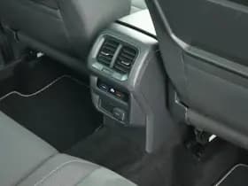 Volkswagen Tiguan 1.4 TSI 150pk DSG R-Line Highline Trekhaak Stoelverwarming Keyless Virtual Cockpit Navigatie thumbnail 37