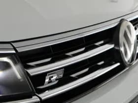 Volkswagen Tiguan 1.4 TSI 150pk DSG R-Line Highline Trekhaak Stoelverwarming Keyless Virtual Cockpit Navigatie thumbnail 48