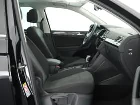 Volkswagen Tiguan 1.4 TSI eHybrid 245pk Elegance Camera Keyless Stoelverwarming Panoramadak Virtual Cockpit Navigatie thumbnail 12