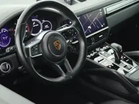 Porsche Cayenne Coupé 3.0 462pk E-Hybrid Platinum Edition Panoramadak Camera Luchtvering Memory Leder Bose Navigatie thumbnail 3